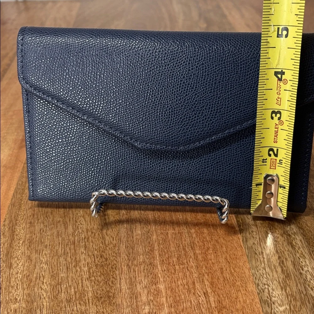 Zoppen Blue Pebbled Manmade Leather Travel Wallet